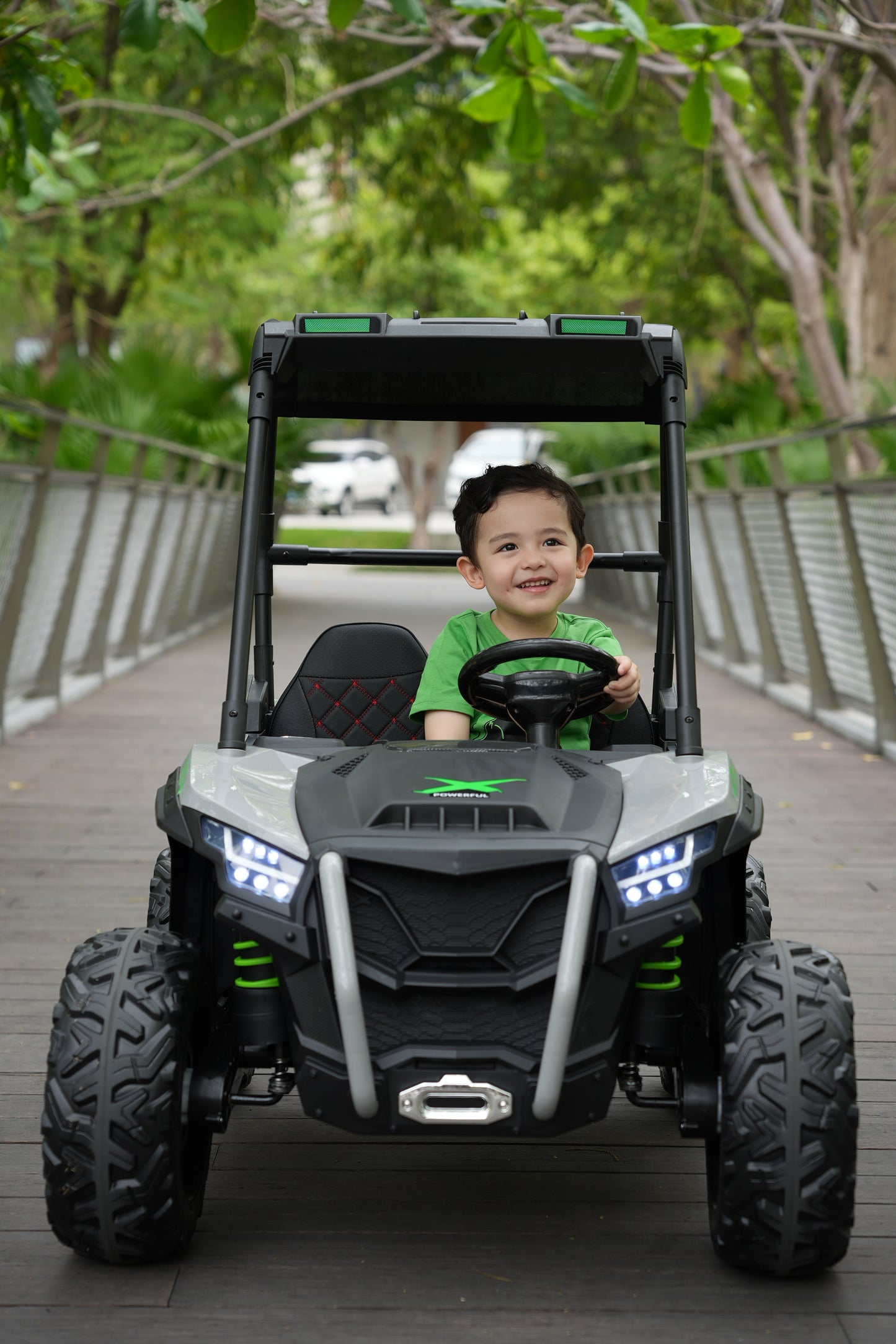 F-802 SUNSHADE CHILDREN ELECTRIC CAR